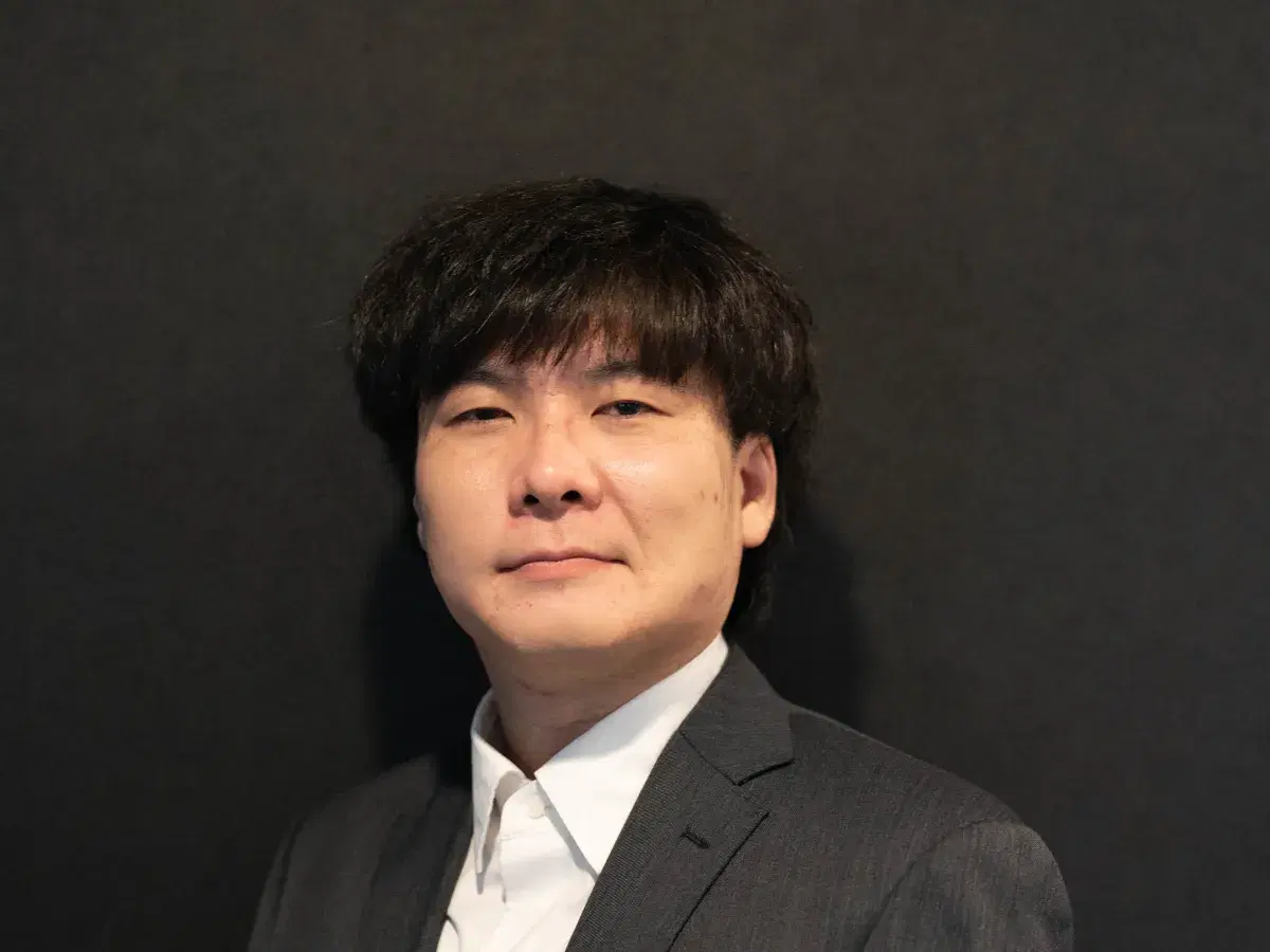 長尾 知哉